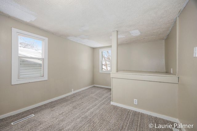 231 E Lincoln Avenue, Ionia, MI 48846