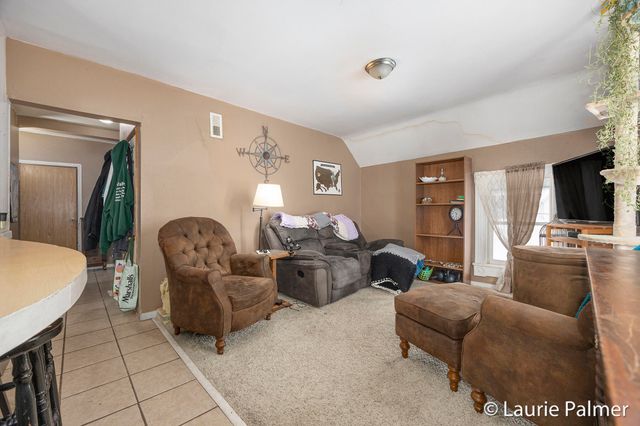 231 E Lincoln Avenue, Ionia, MI 48846