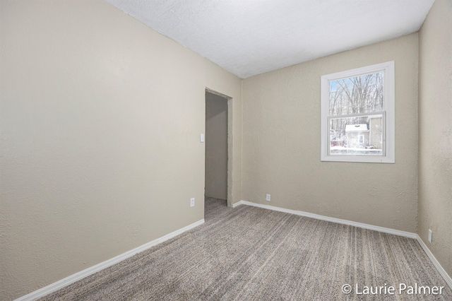 231 E Lincoln Avenue, Ionia, MI 48846