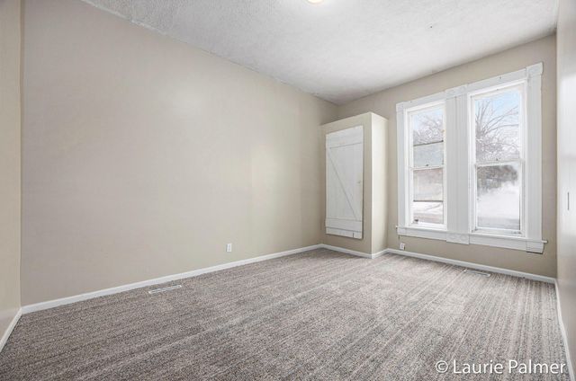 231 E Lincoln Avenue, Ionia, MI 48846