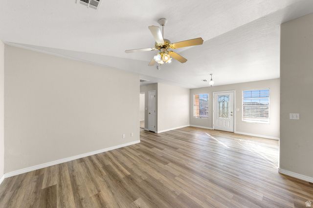 711 E SCENIC DR, Washington, UT 84780