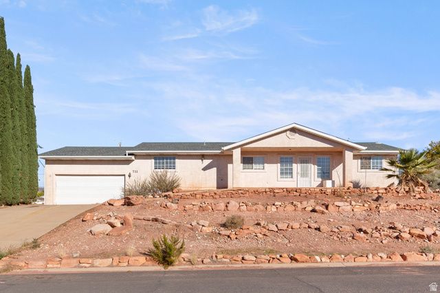 711 E SCENIC DR, Washington, UT 84780