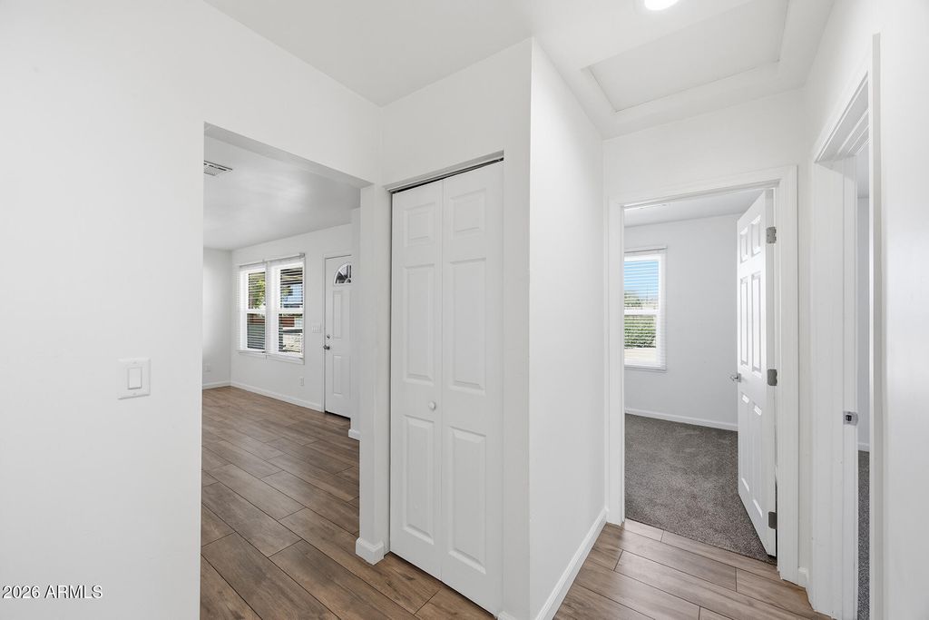 Image 20 of property listing at 1005 E MARIPOSA Street, Phoenix, AZ 85014
