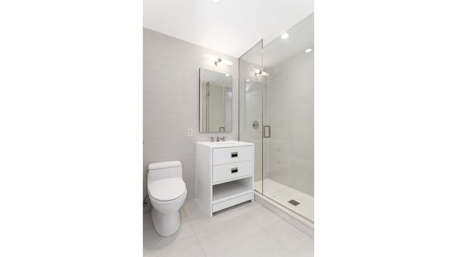 305 E 85th St Apt 6C, New York City, NY 10028