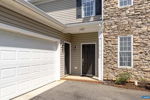 1365 AMBER RIDGE RD, Charlottesville, VA 22901