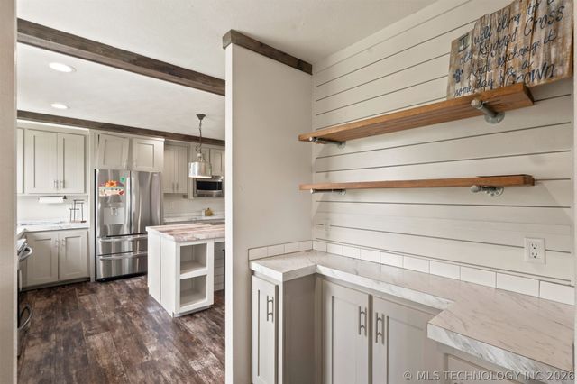 17762 Harreld Road, Beggs, OK 74421