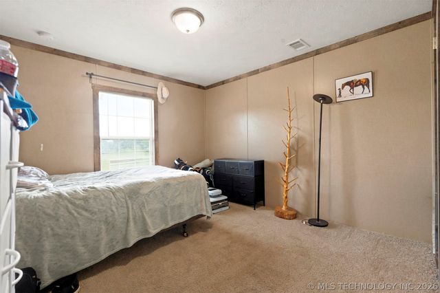 17762 Harreld Road, Beggs, OK 74421