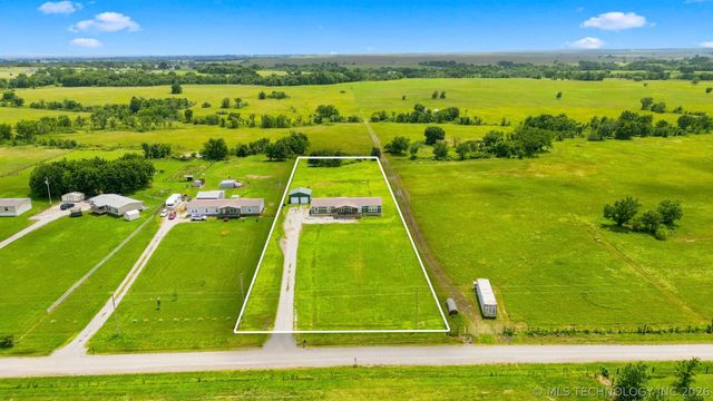 17762 Harreld Road, Beggs, OK 74421