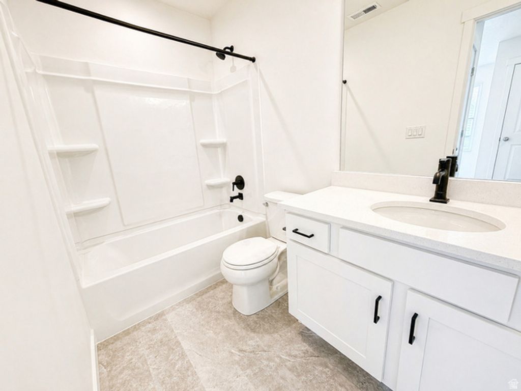 Image 13 of property listing at 6891 W SOUTH JORDAN PKWY #329, South Jordan, UT 84009