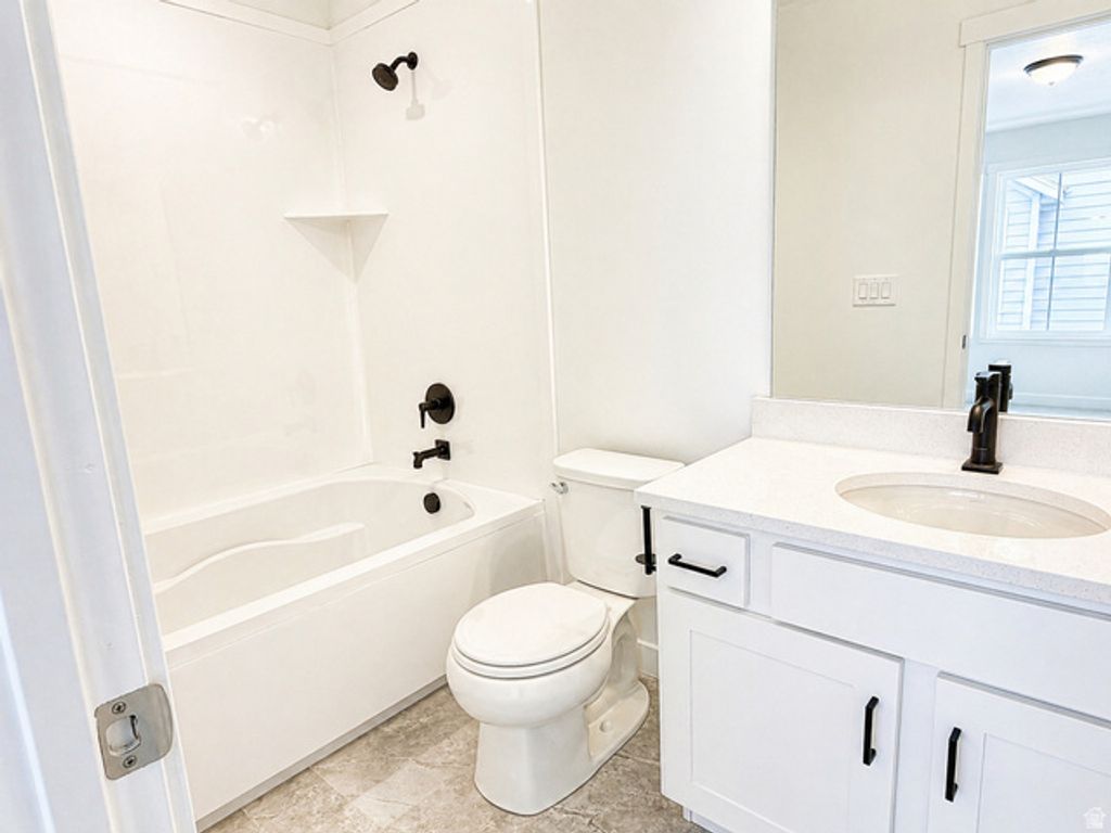 Image 15 of property listing at 6891 W SOUTH JORDAN PKWY #329, South Jordan, UT 84009