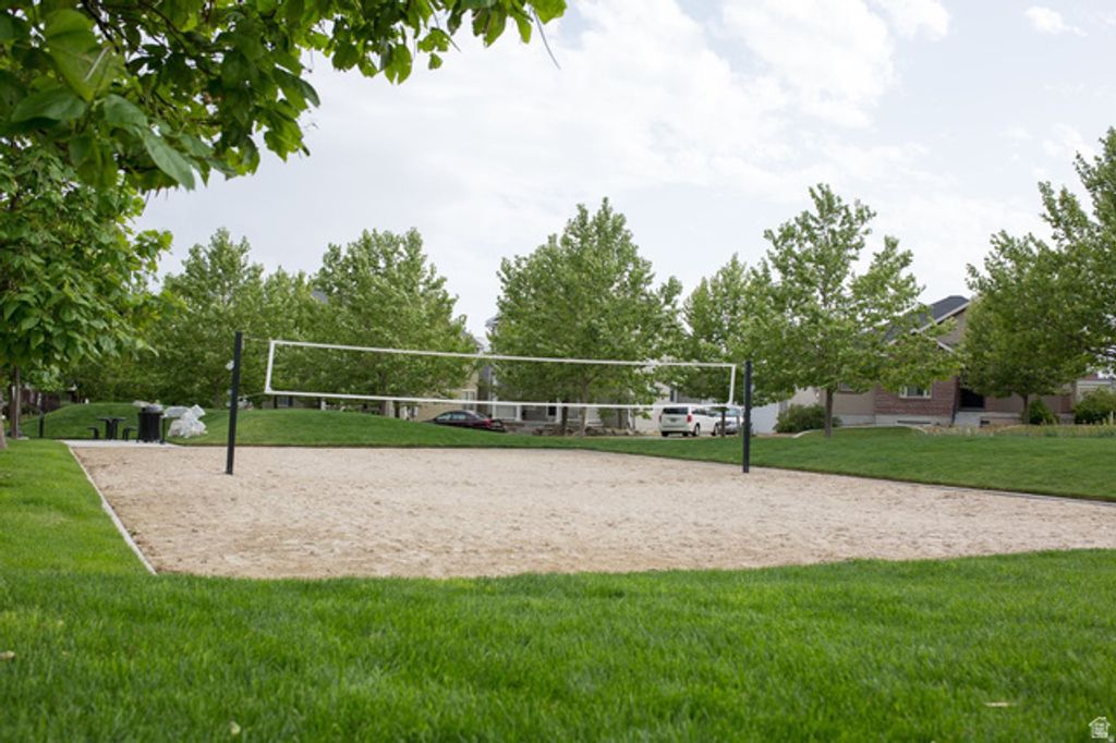 Image 23 of property listing at 6891 W SOUTH JORDAN PKWY #329, South Jordan, UT 84009