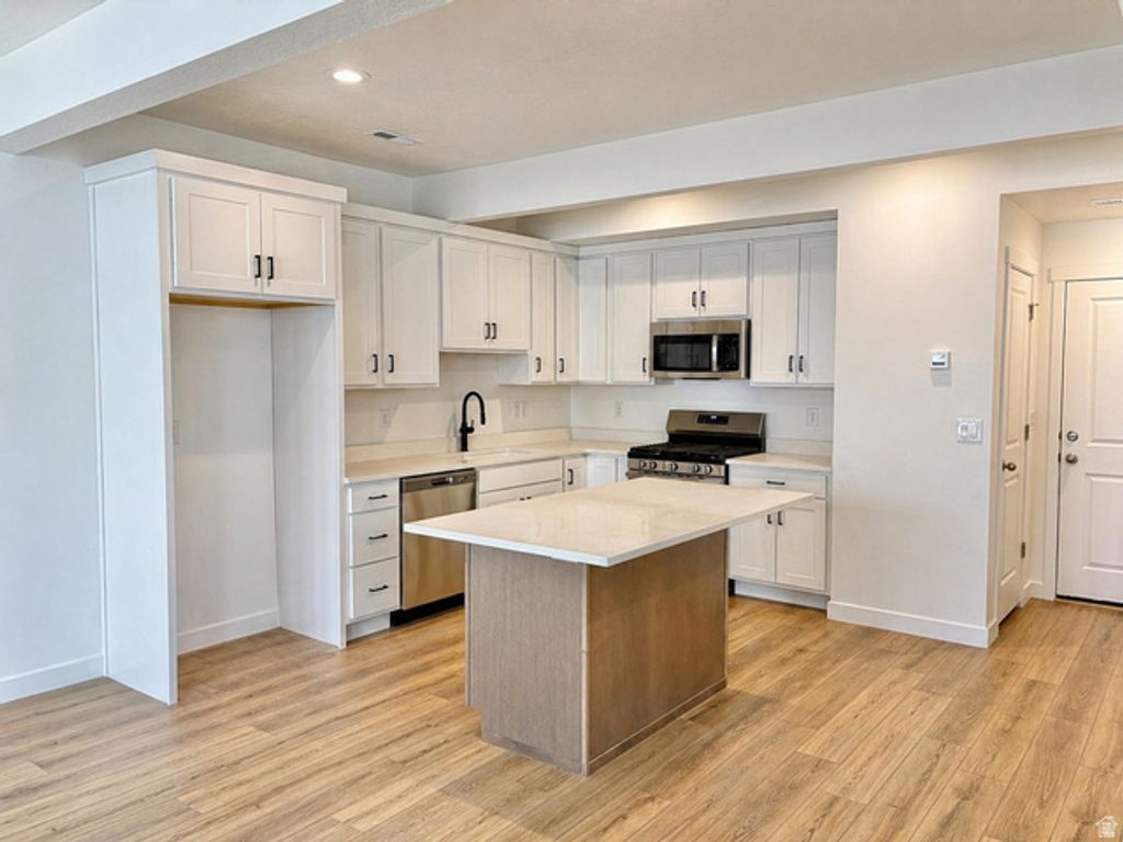 Image 4 of property listing at 6891 W SOUTH JORDAN PKWY #329, South Jordan, UT 84009