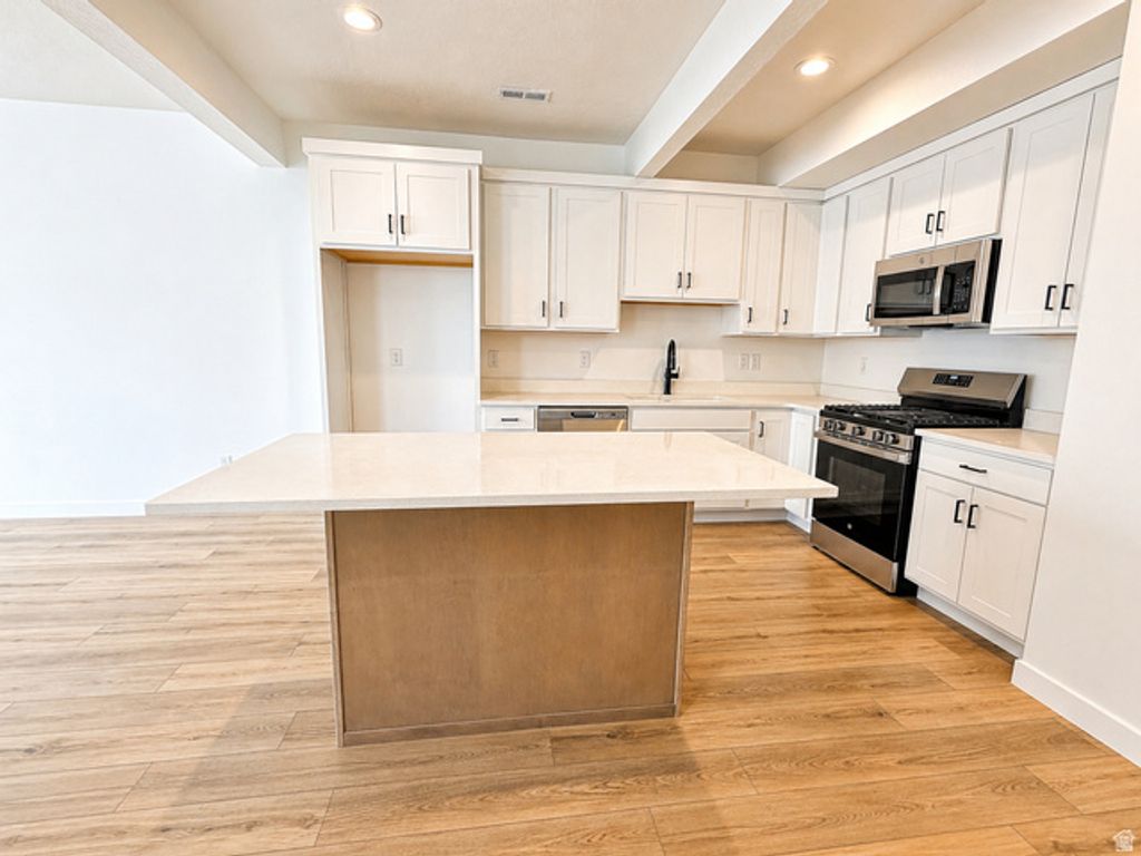 Image 5 of property listing at 6891 W SOUTH JORDAN PKWY #329, South Jordan, UT 84009
