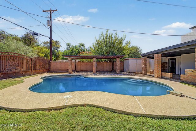 3043 E CYPRESS Street, Phoenix, AZ 85008