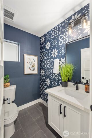 4018 Beach Drive SW, Seattle, WA 98116