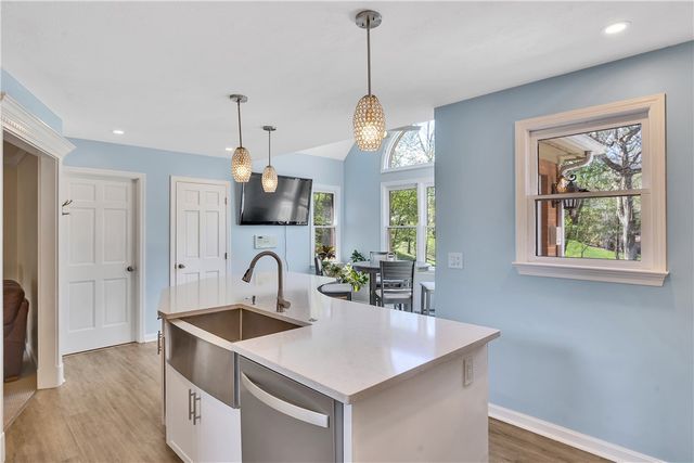 9007 Hampshire Ct, Mccandless, PA 15237