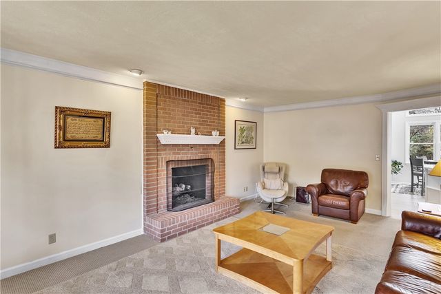 9007 Hampshire Ct, Mccandless, PA 15237