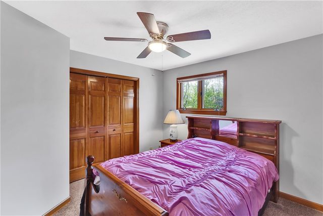 9007 Hampshire Ct, Mccandless, PA 15237