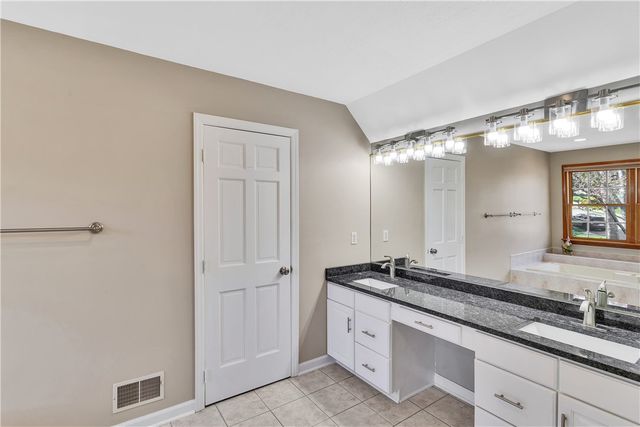 9007 Hampshire Ct, Mccandless, PA 15237