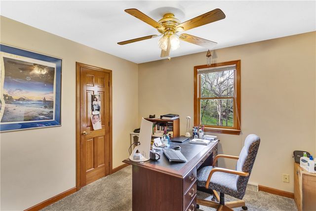 9007 Hampshire Ct, Mccandless, PA 15237