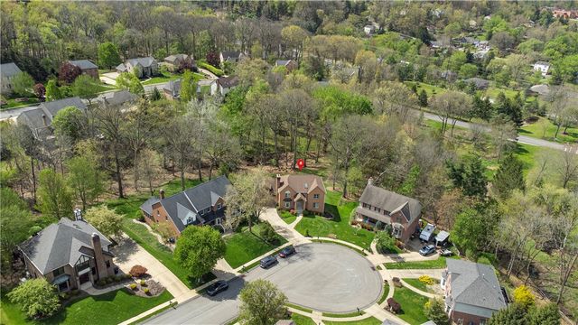 9007 Hampshire Ct, Mccandless, PA 15237