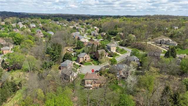 9007 Hampshire Ct, Mccandless, PA 15237