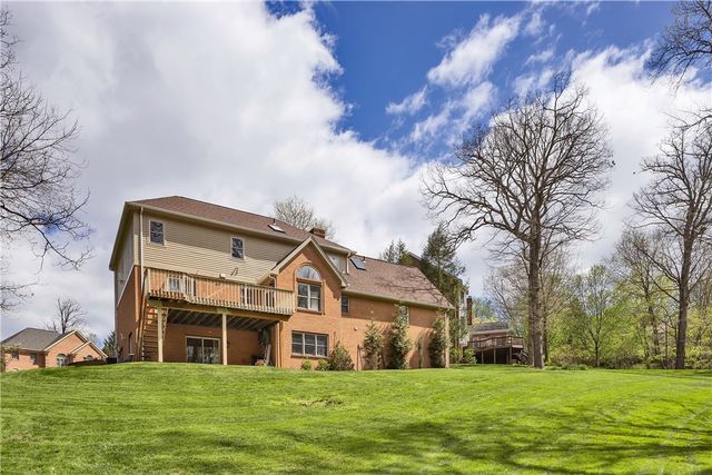 9007 Hampshire Ct, Mccandless, PA 15237