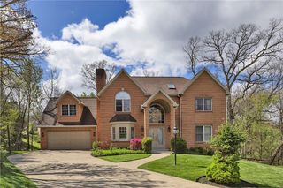 9007 Hampshire Ct, Mccandless, PA 15237