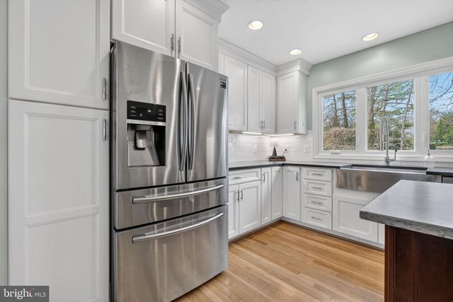 8620 FORT HUNT RD, Alexandria, VA 22308