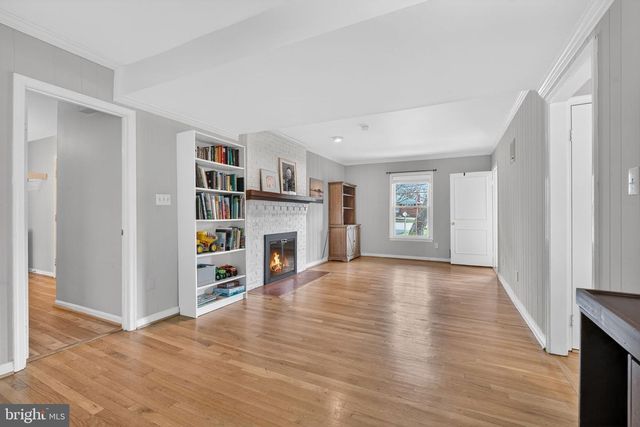 8620 FORT HUNT RD, Alexandria, VA 22308