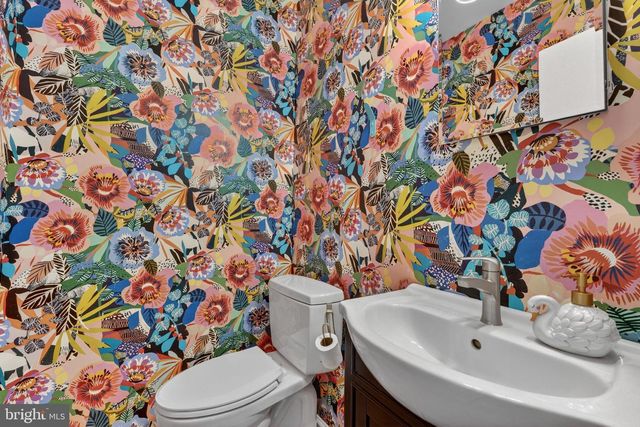 8620 FORT HUNT RD, Alexandria, VA 22308