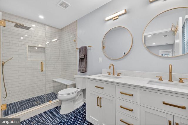 8620 FORT HUNT RD, Alexandria, VA 22308