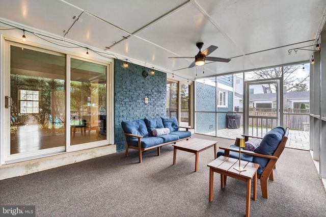 8620 FORT HUNT RD, Alexandria, VA 22308