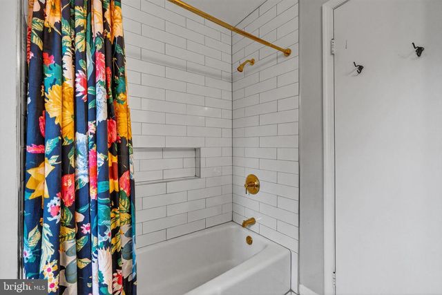 8620 FORT HUNT RD, Alexandria, VA 22308