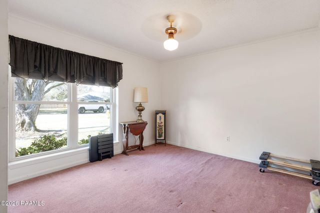 100 Sheridan Drive, Lafayette, LA 70506