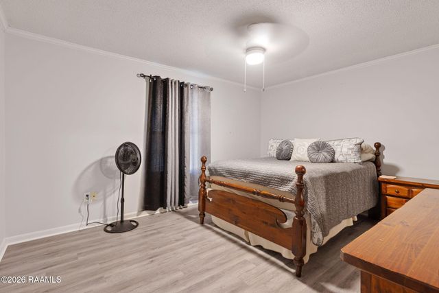 100 Sheridan Drive, Lafayette, LA 70506