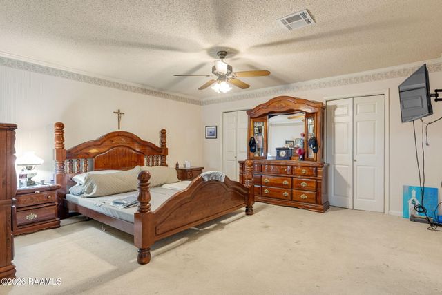 100 Sheridan Drive, Lafayette, LA 70506