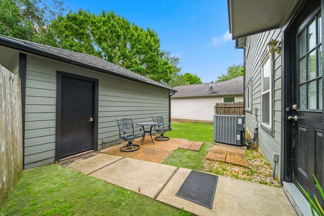 3918 Federal Lane, Missouri City, TX 77459