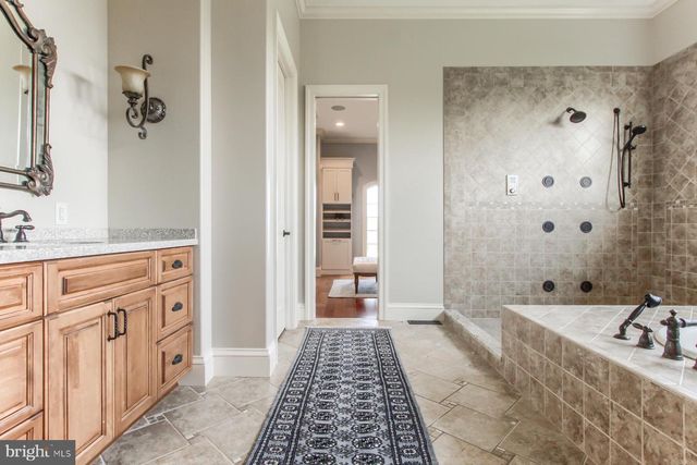 5683 GINGRICH RD, Hershey, PA 17033