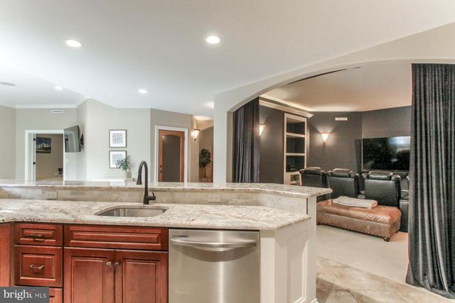 5683 GINGRICH RD, Hershey, PA 17033