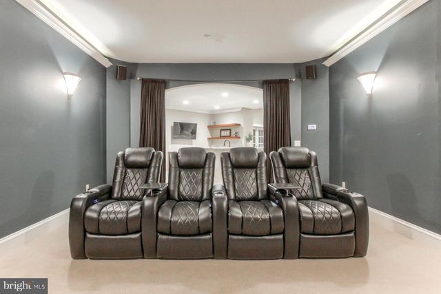 5683 GINGRICH RD, Hershey, PA 17033