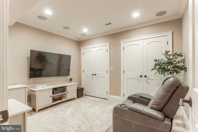 5683 GINGRICH RD, Hershey, PA 17033