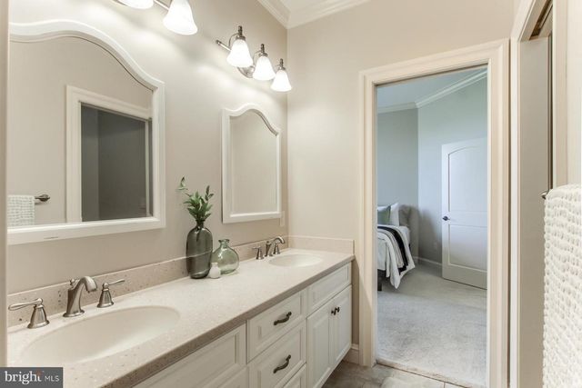 5683 GINGRICH RD, Hershey, PA 17033