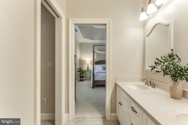 5683 GINGRICH RD, Hershey, PA 17033