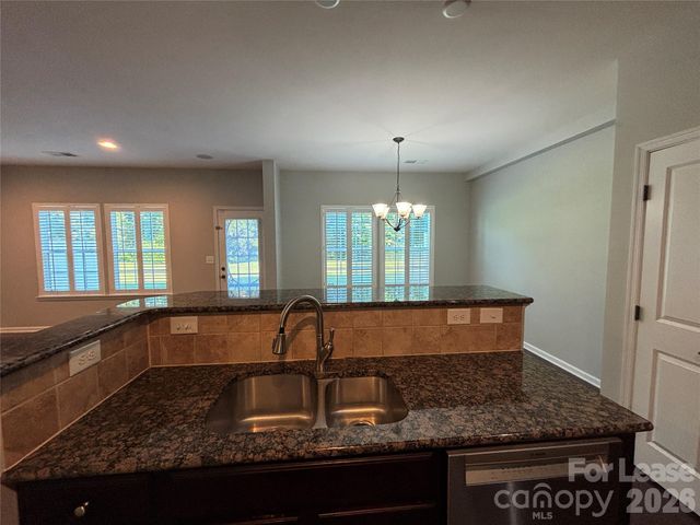 9520 Alice Mcginn Drive, Charlotte, NC 28277