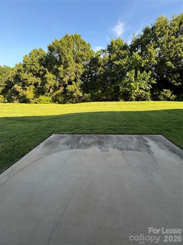 9520 Alice Mcginn Drive, Charlotte, NC 28277