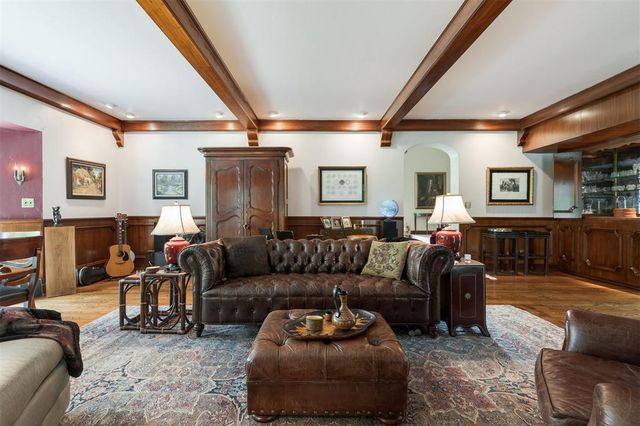 1503 W Wilshire Boulevard, Nichols Hills, OK 73116