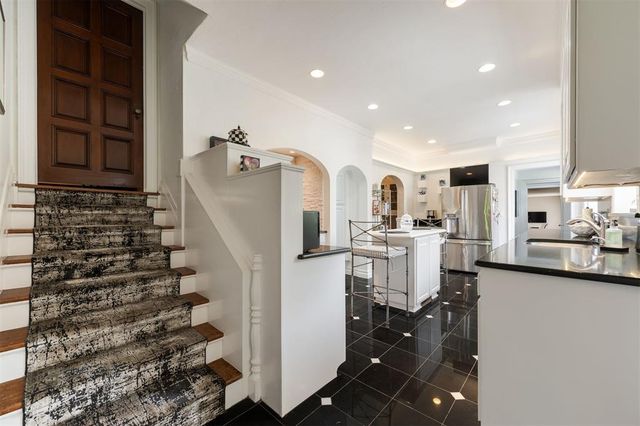 1503 W Wilshire Boulevard, Nichols Hills, OK 73116