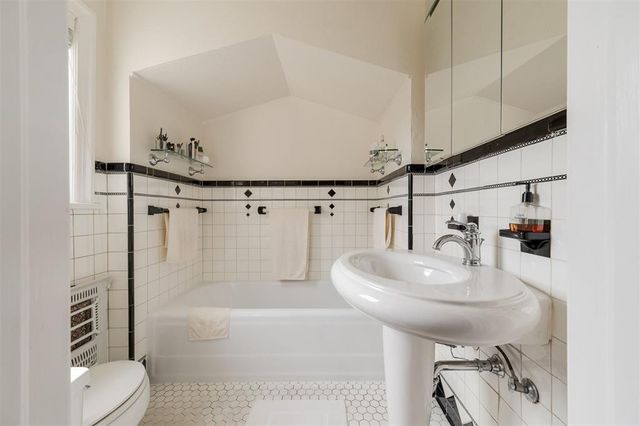 1503 W Wilshire Boulevard, Nichols Hills, OK 73116