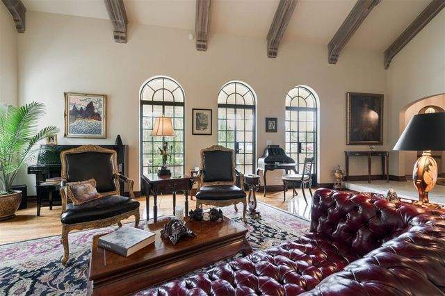 1503 W Wilshire Boulevard, Nichols Hills, OK 73116